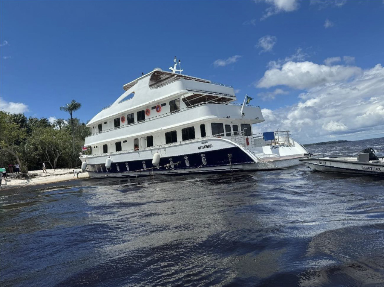 Fisherman’s Life offers all-inclusive private group fishing trips designed for business executives and corporate leaders. Strengthen your team with a luxury fishing retreat of a lifetime in world-class destinations. Contact us for pricing.